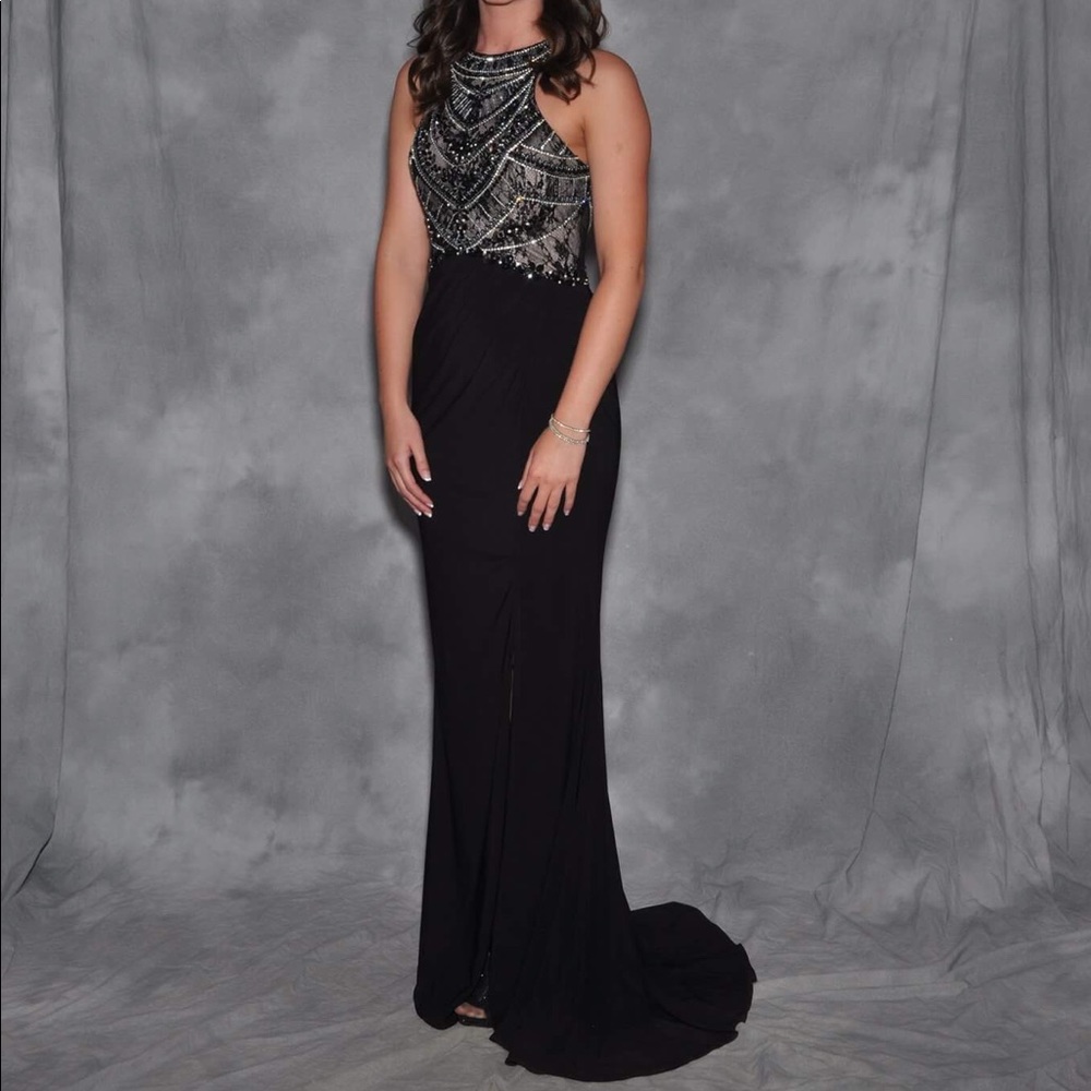 Black prom dress